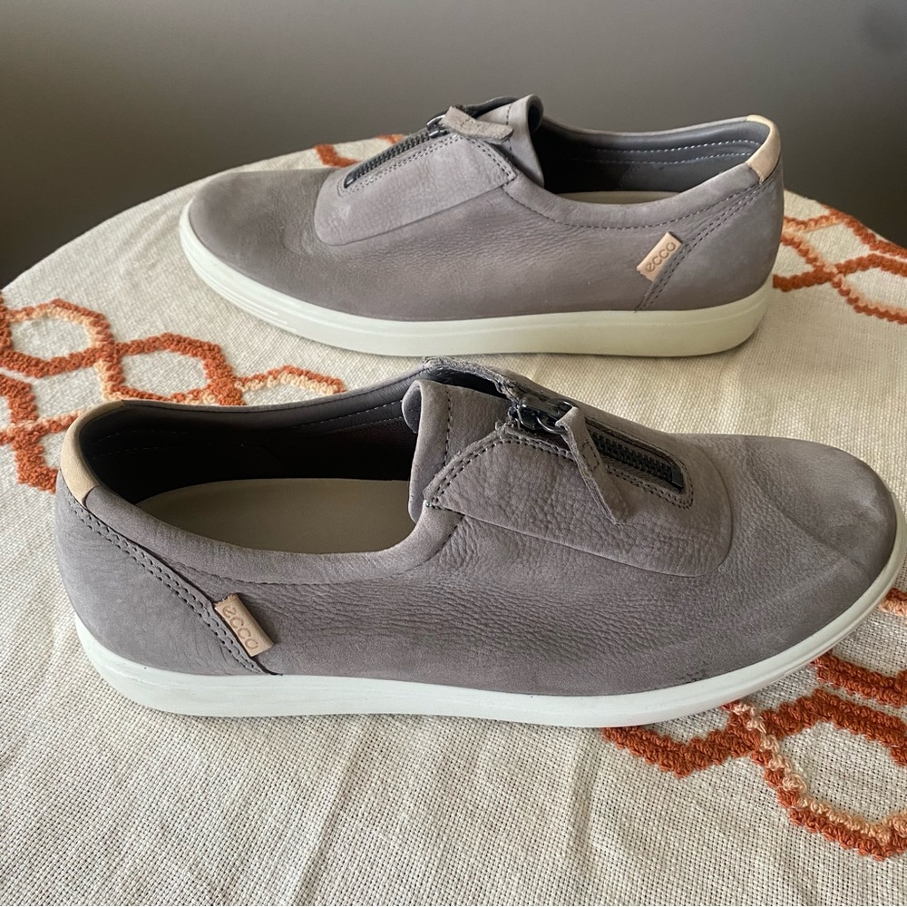 Ecco ‘Soft 7 Zip II’ Nubuck Sneaker Sz 40
